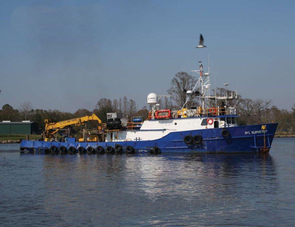US FLAGGED (DSV) P/L Surveyor